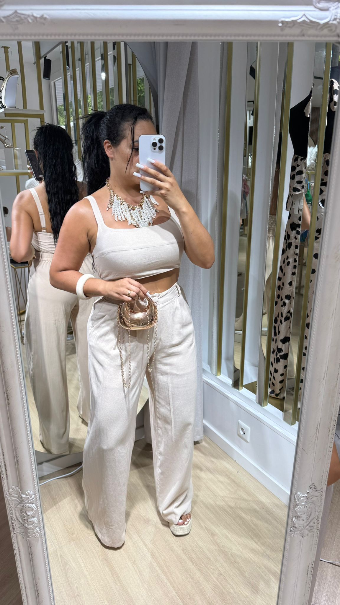 252de7ef-ddb2-444b-8a33-04567660dabf